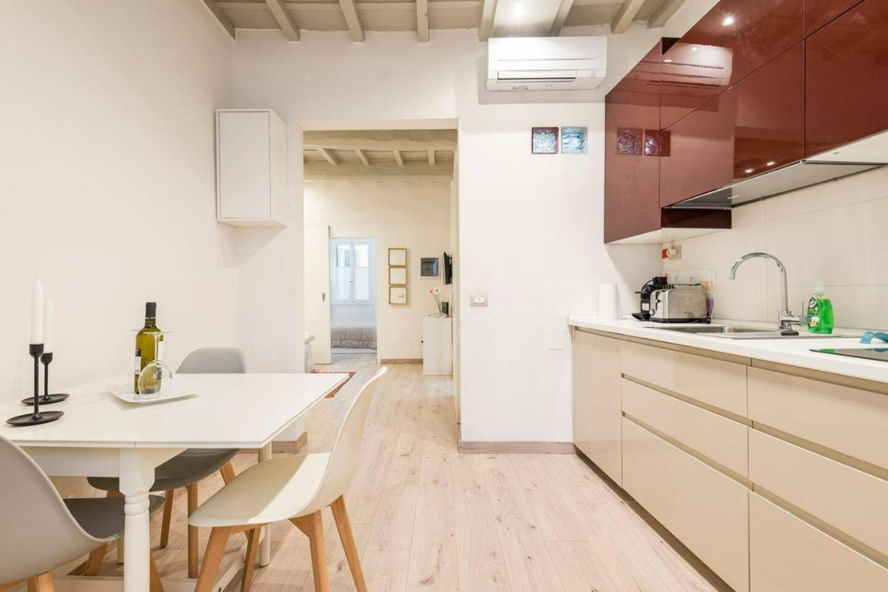 Cozy Apartment Near Ponte Vecchio Florence Exterior photo