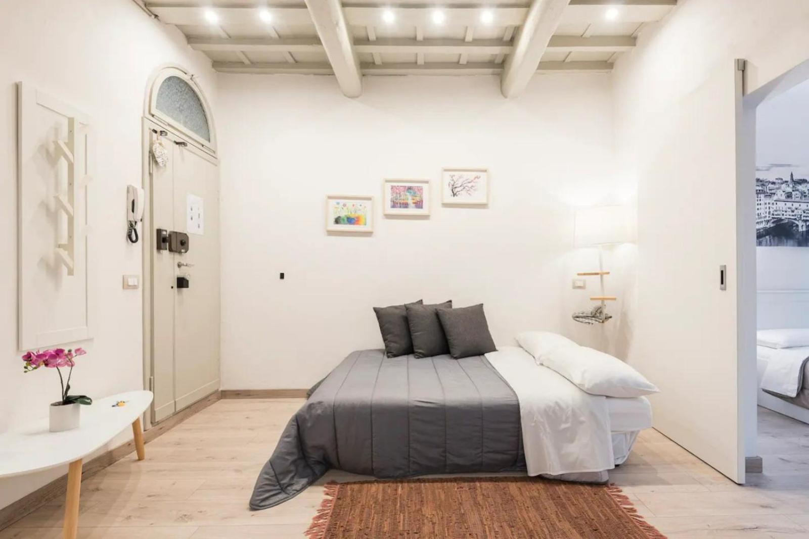 Cozy Apartment Near Ponte Vecchio Florence Exterior photo